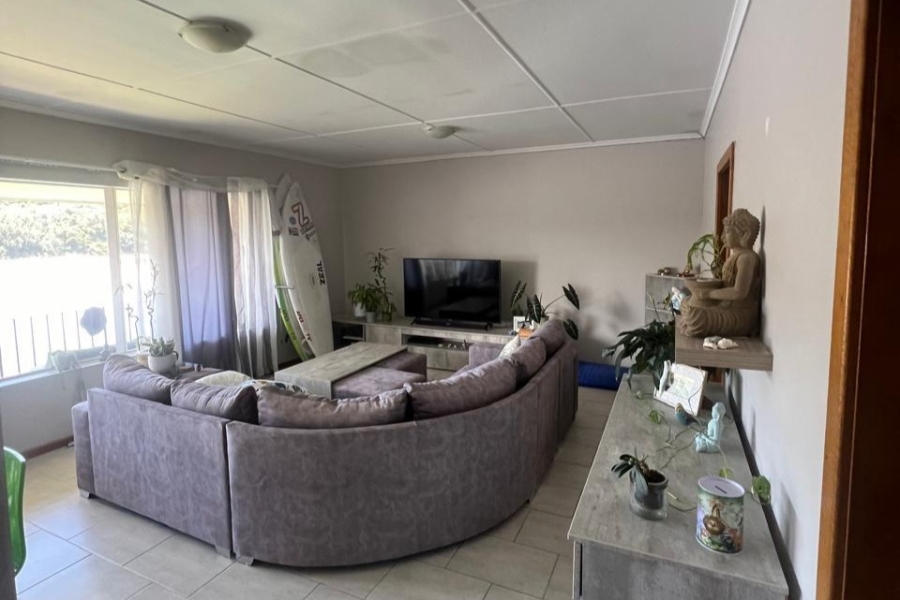 2 Bedroom Property for Sale in Bonza Bay Eastern Cape